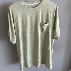 Men’s Free Fly T-shirt (size large)